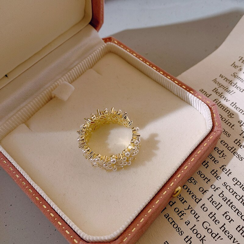 Elegant Pearl Ring