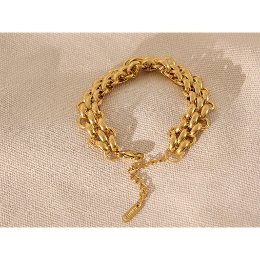 Ladies stainless steel bracelet with adjustable Cuban link design